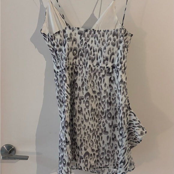 Superdown XS Leopard short dress - Picture 6 of 7